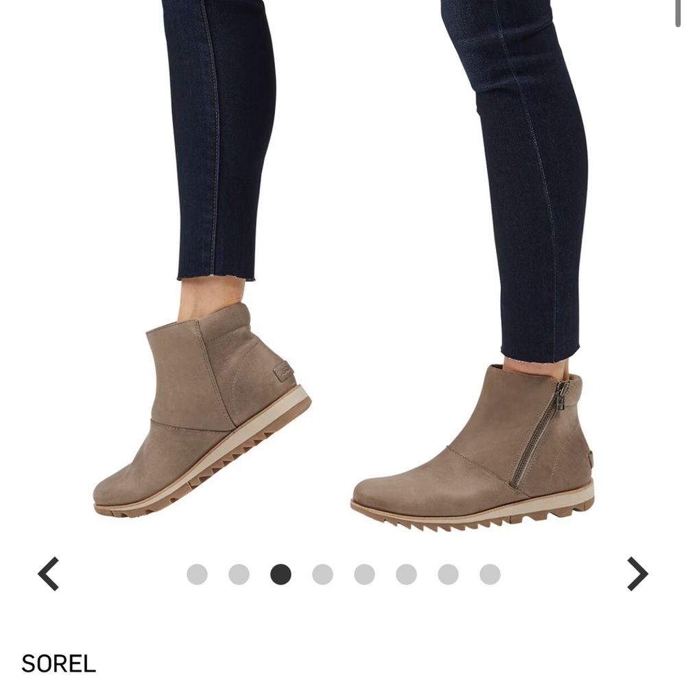 Sorel Harlow Zip Boot Size 9